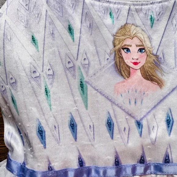 Disney Elsa Nightgown - Picture 4 of 5